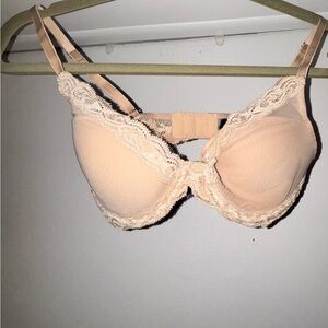 Natori Lace Trim Bra - Nude